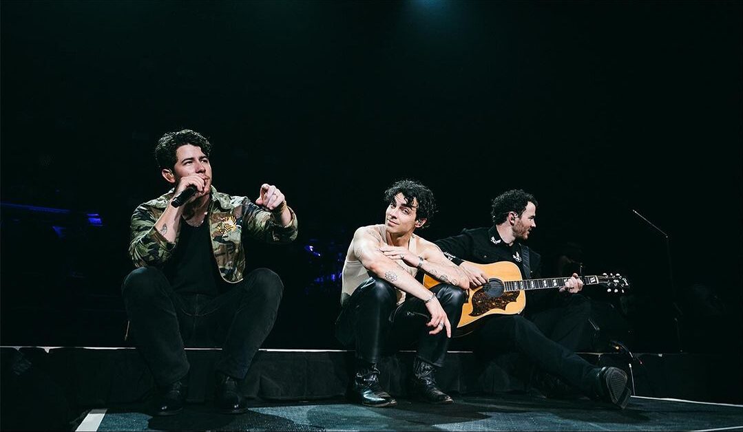 «Los Jonas Brothers hacen historia en su triunfal regreso a Argentina después de 10 años»